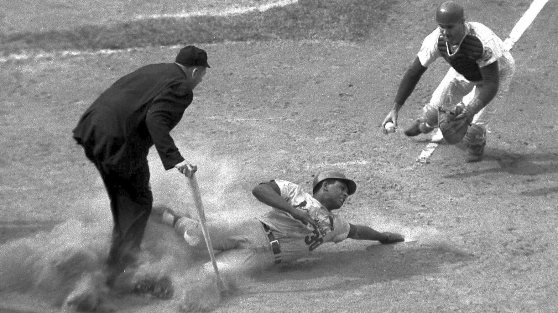 Hochman: Their heroes are dying. St. Louis grapples with loss of Orlando Cepeda, the latest late Cardinal